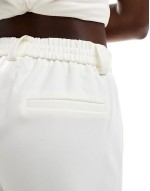 tailored elasticated back shorts in white